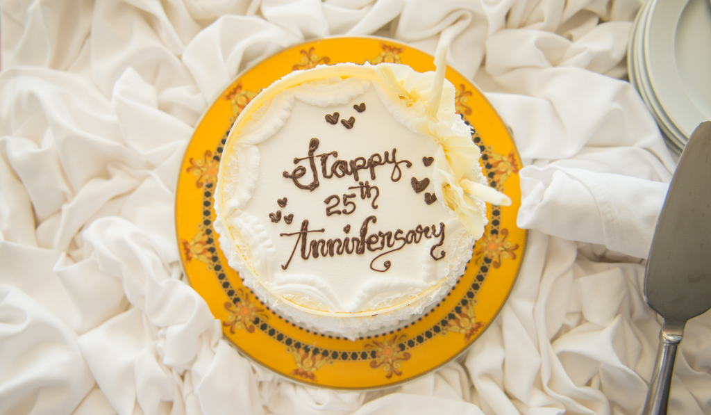 Tuileries Patisserie: Elevating Celebrations with the Best Anniversary Cakes Online in Delhi NCR