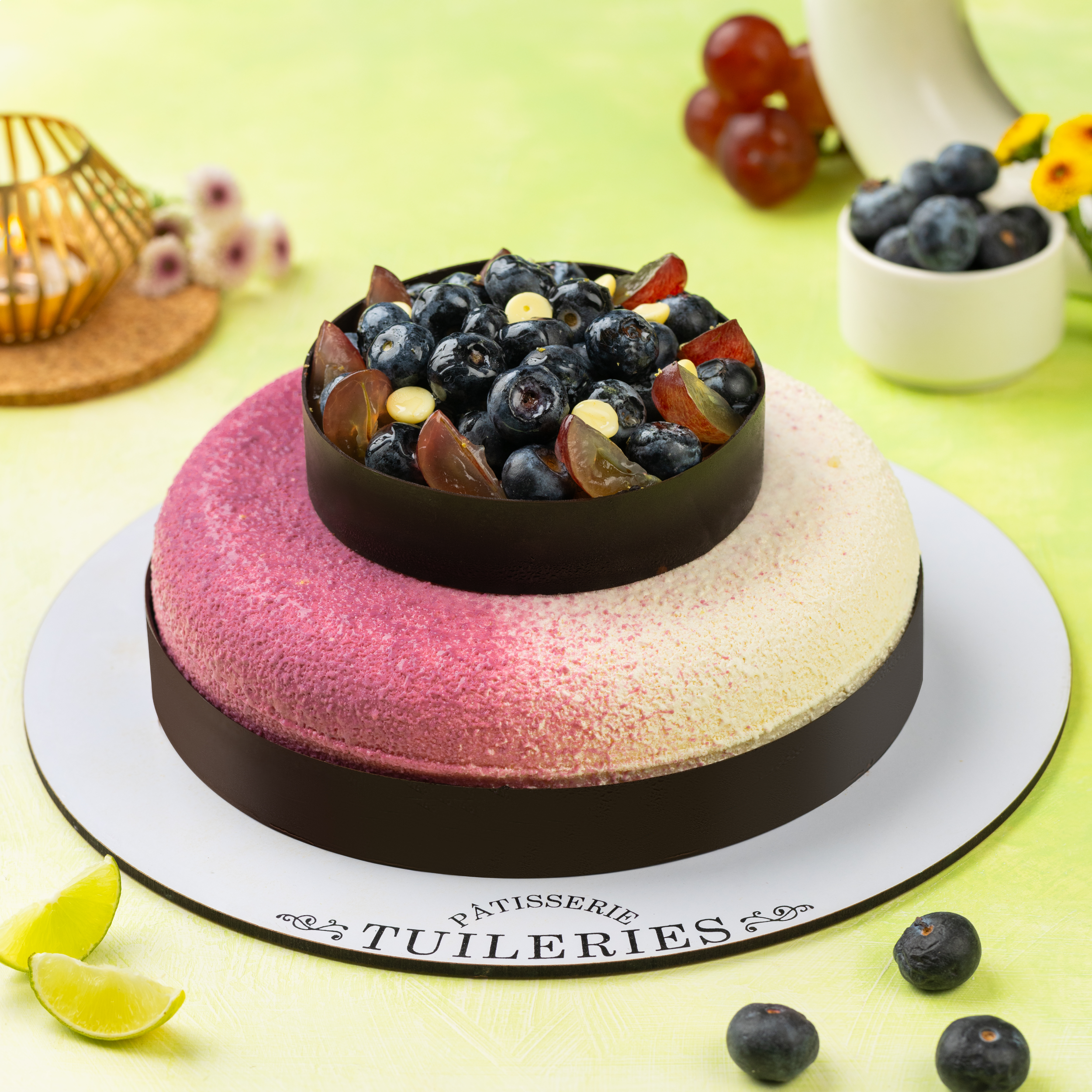 EGGLESS Grapes & Glow Berries Entremet (1100-1000 grams)