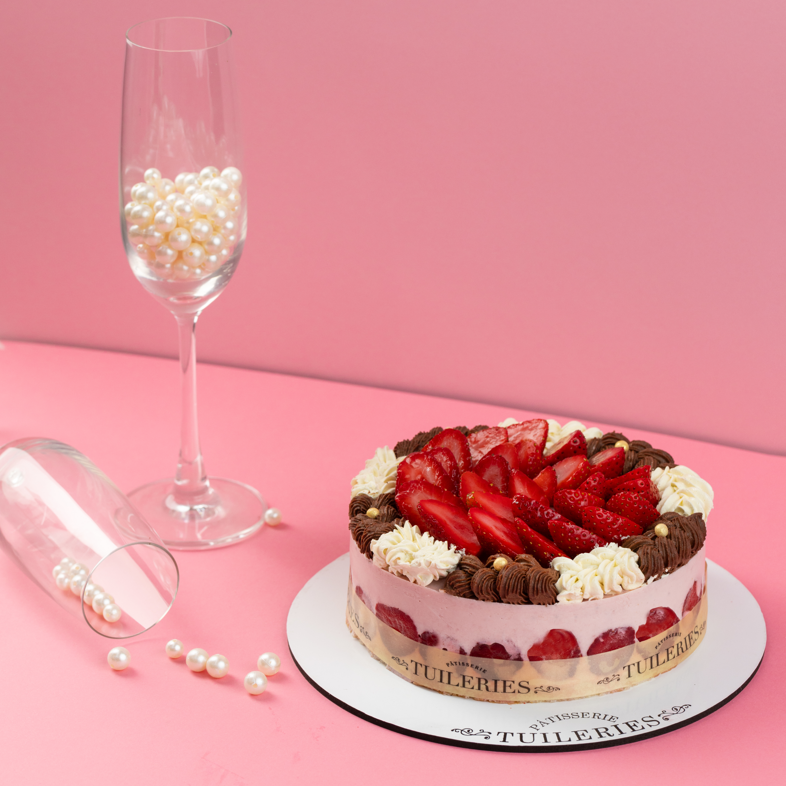 Valentine's Day Special: Tuileries Strawberry & Mascarpone Romance Cake