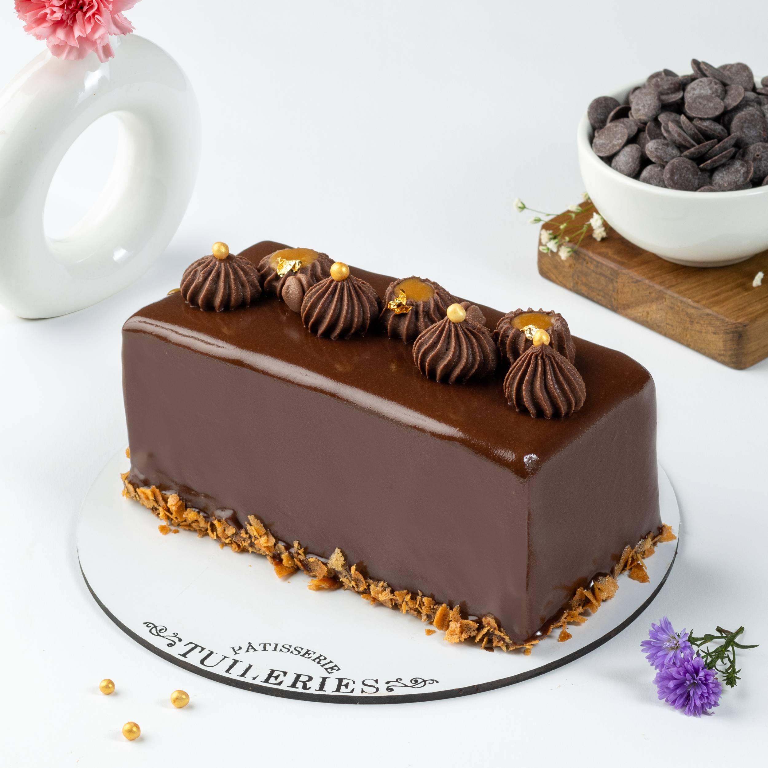 London Chocolate Cake by Tuileries (800 Grams)
