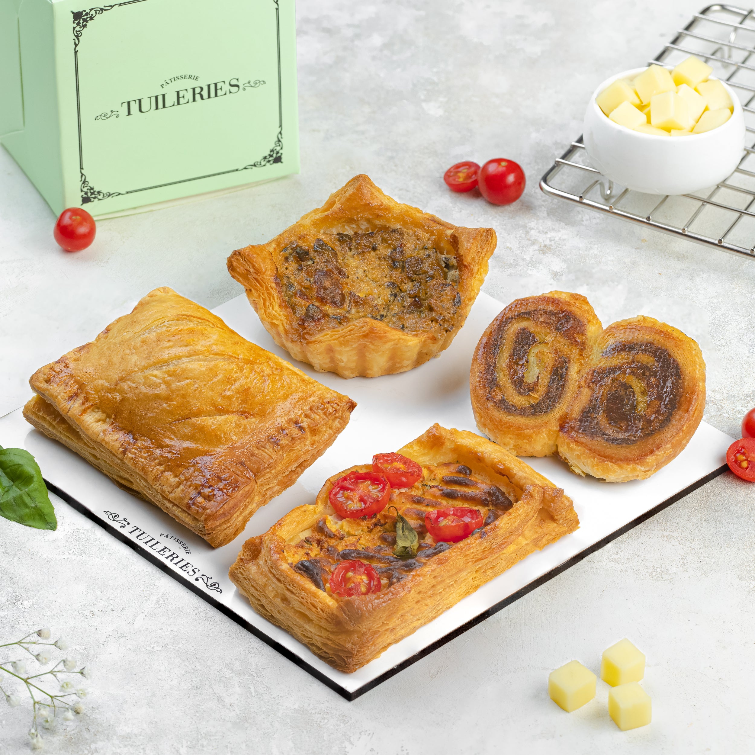 Vegetarian Savoury Box