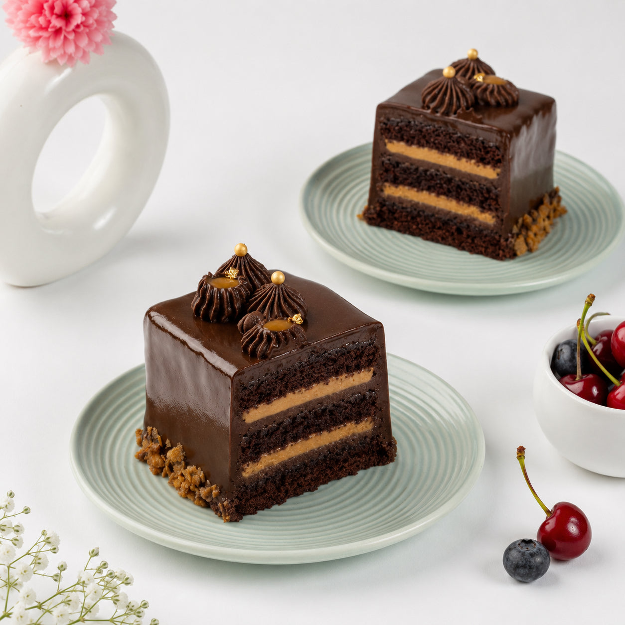 London Chocolate Cake by Tuileries  (800 Grams)