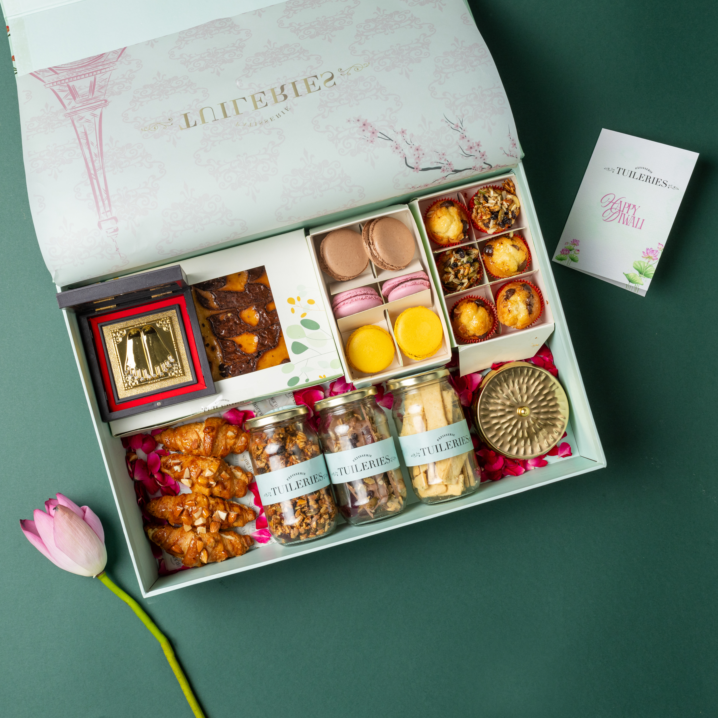 Tuileries Ulitimate Diwali Luxury Hamper