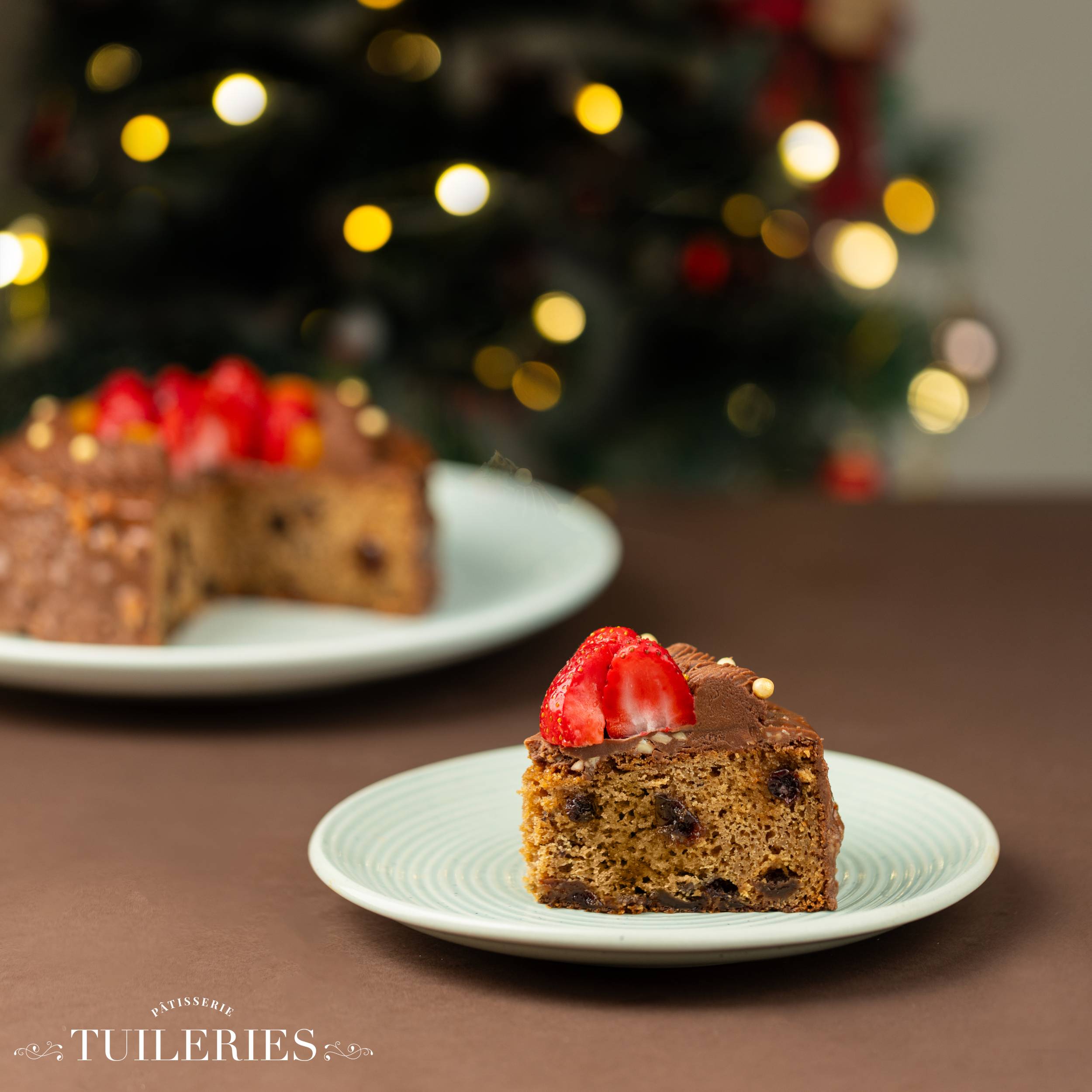 🎄Tuileries  PLUM Cake (1000 grams)🎅🏻