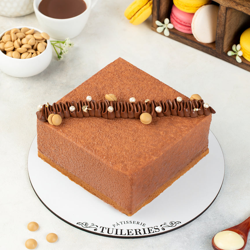 Eggless Toffee and Butterscotch Entremet (800 grams)